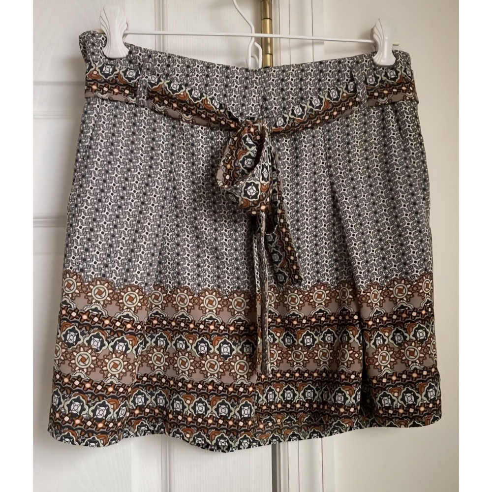 Forever 21 Contemporary Boho Bow Tie Highrise Chiffon Shorts